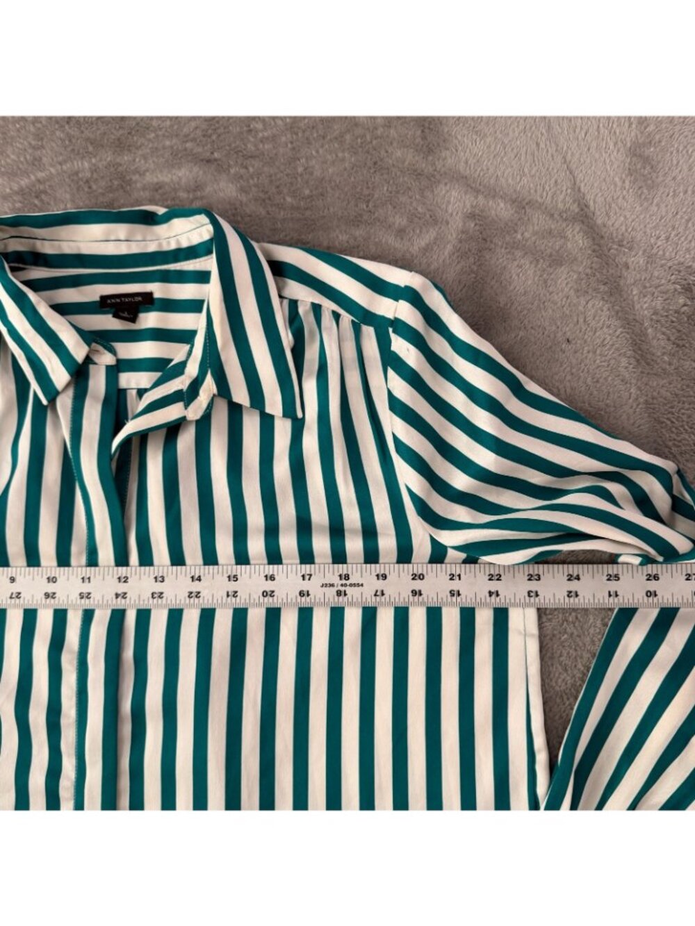 Ann Taylor Green White Stripe Satin Button Up Long Sleeve Blouse Top Shirt LARGE - Picture 6 of 8